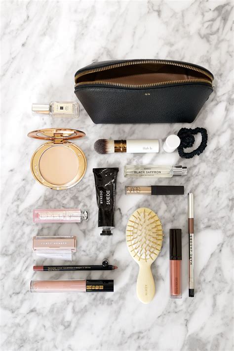 cuyana makeup bag dupe